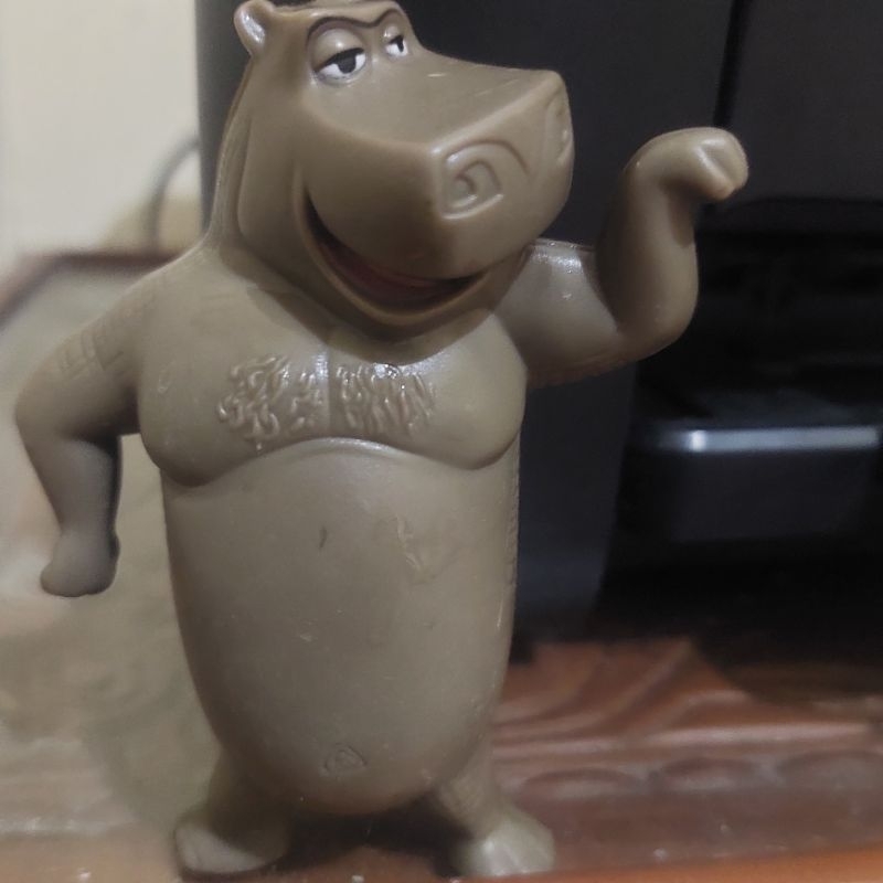 The Penguins Of Madagascar movie king julian julien Mainan Hadiah Mcd McDonald Melman