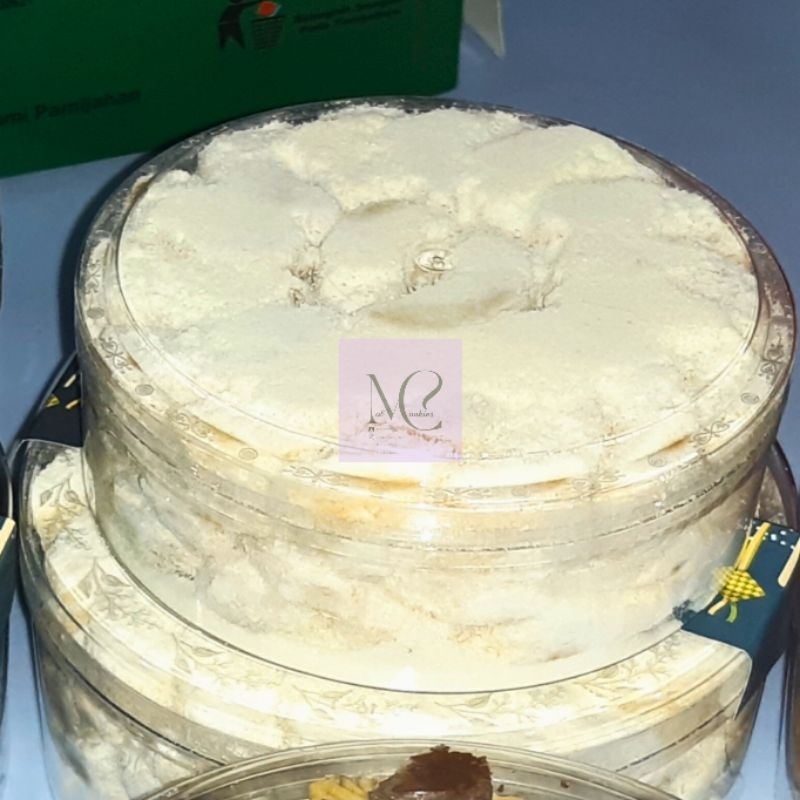 

Putri Salju / kue Putri Salju 250gram / kue kering / kue lebaran