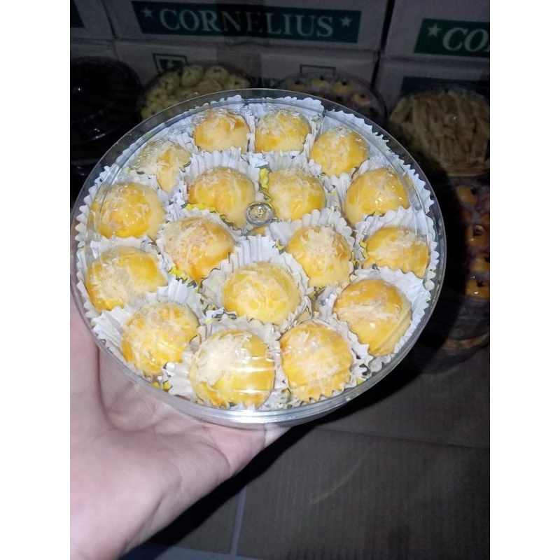 

KUE LEBARAN 250GR MURAH LEMBUT KUE KHAS LEBARAN HAMPERS LEBARAN