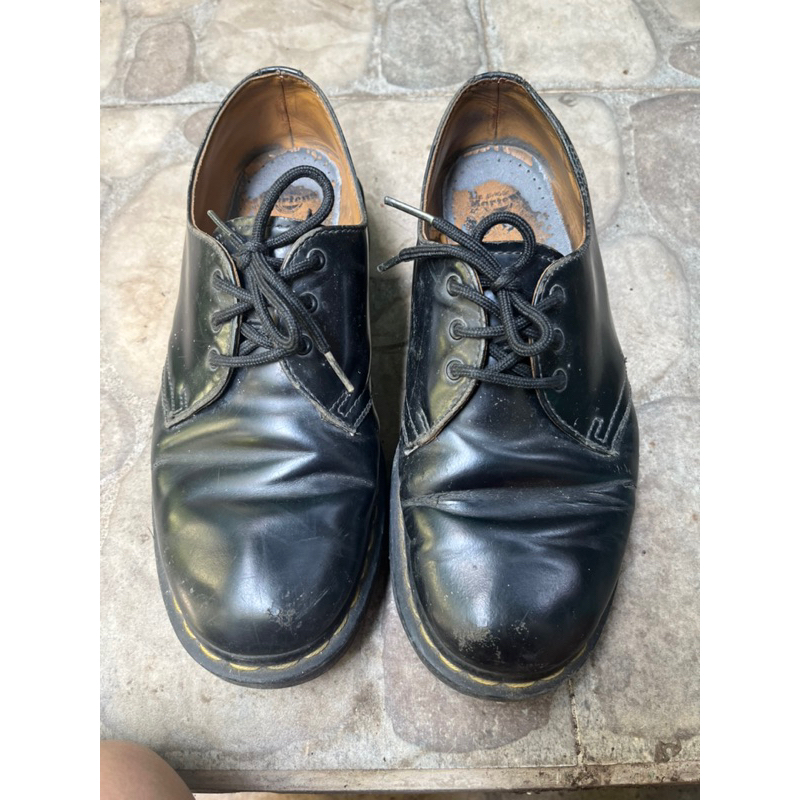 [PRELOVED] DOCSMART WANITA DR. MARTENS HITAM UKURAN 41 SEPATU WANITA