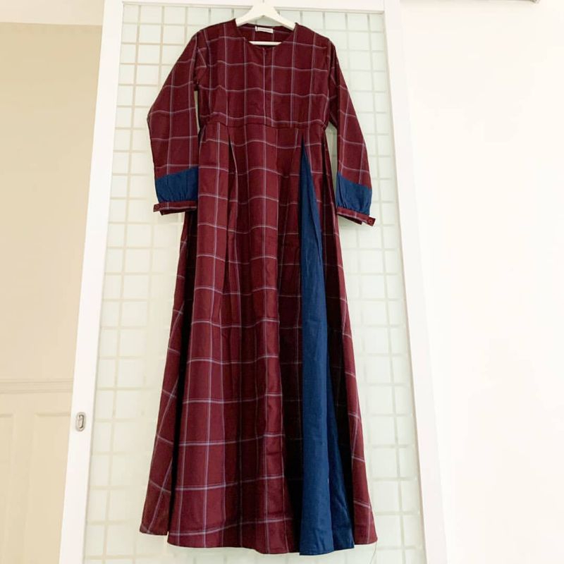 Hijab Kayunie Gamis Syari Square Cotton