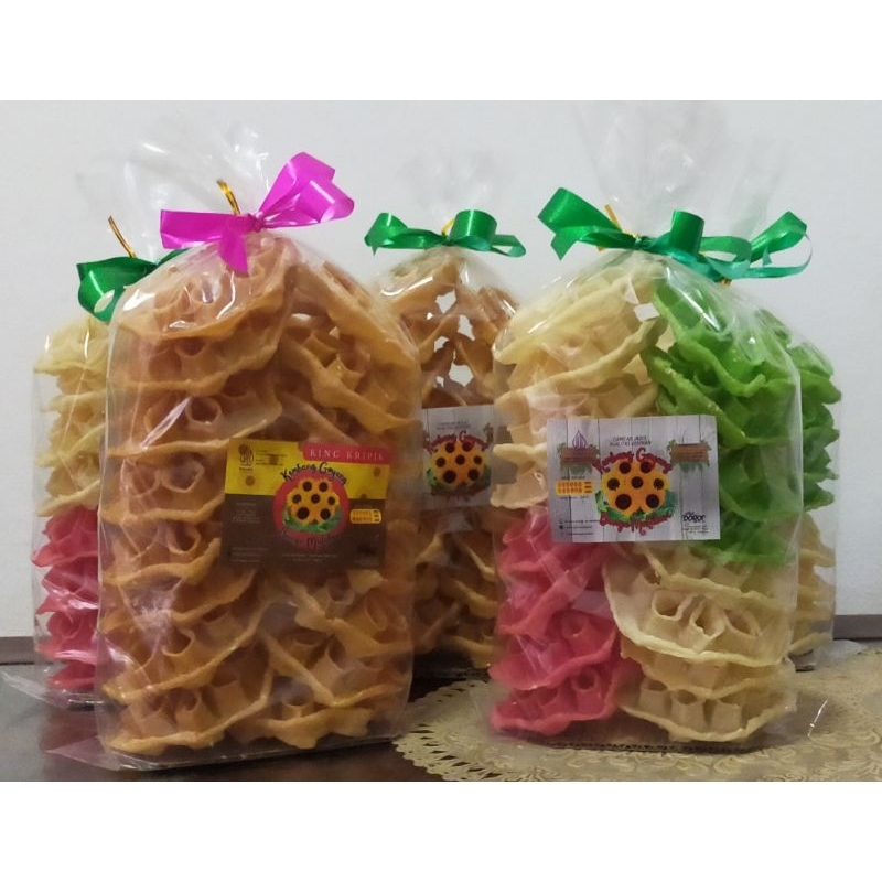 

Kue Kembang Goyang