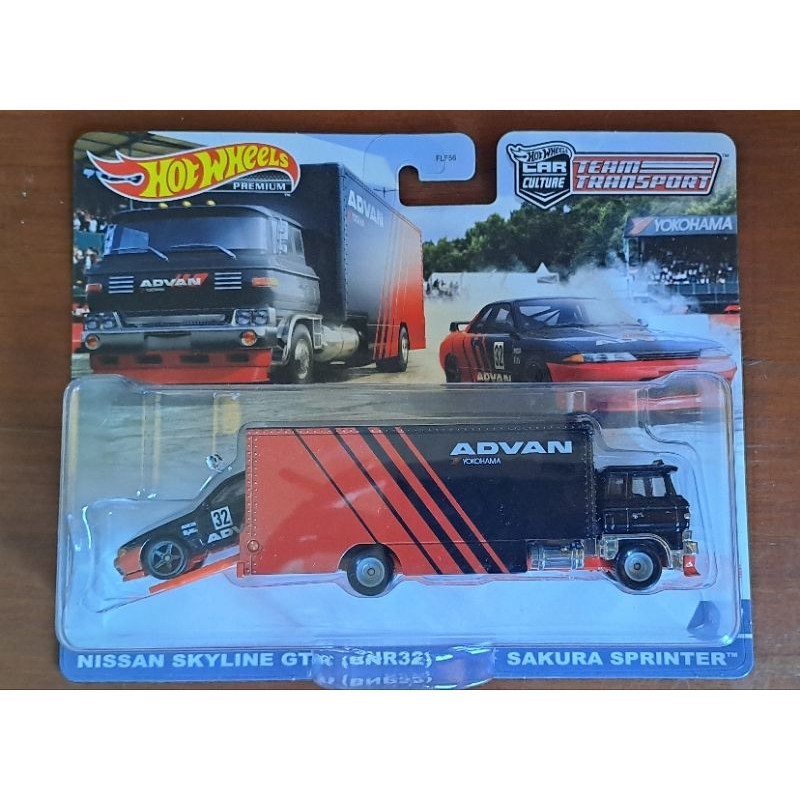 Hotwheels Premium Nissan Skyline GTR (BNR32) Sakura Sprinter, Team Transport