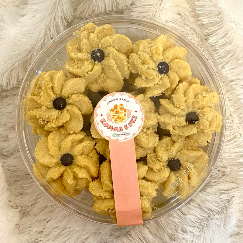 

Kue Semprit Dahlia Small