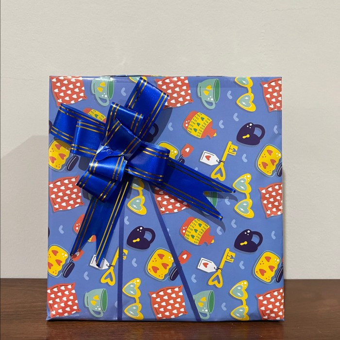 

KERTAS KADO PACKING BARANG COCOK UNTUK KADO || KERTAS KADO || PITA || GIFTCARD