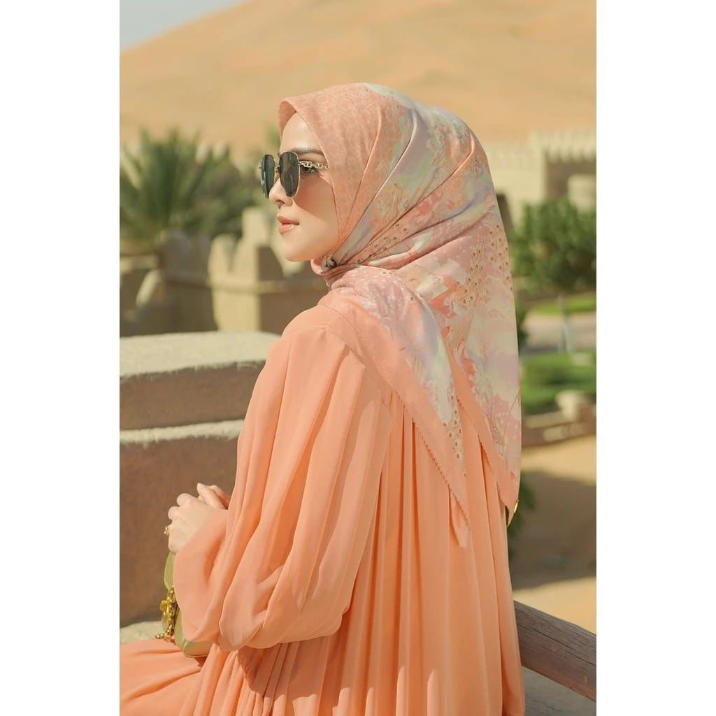Arabian night series Buttonscarves ORIGINAL NEW / hijab segi empat buttonscarves