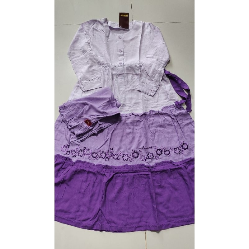 SALE dannis anak perempuan