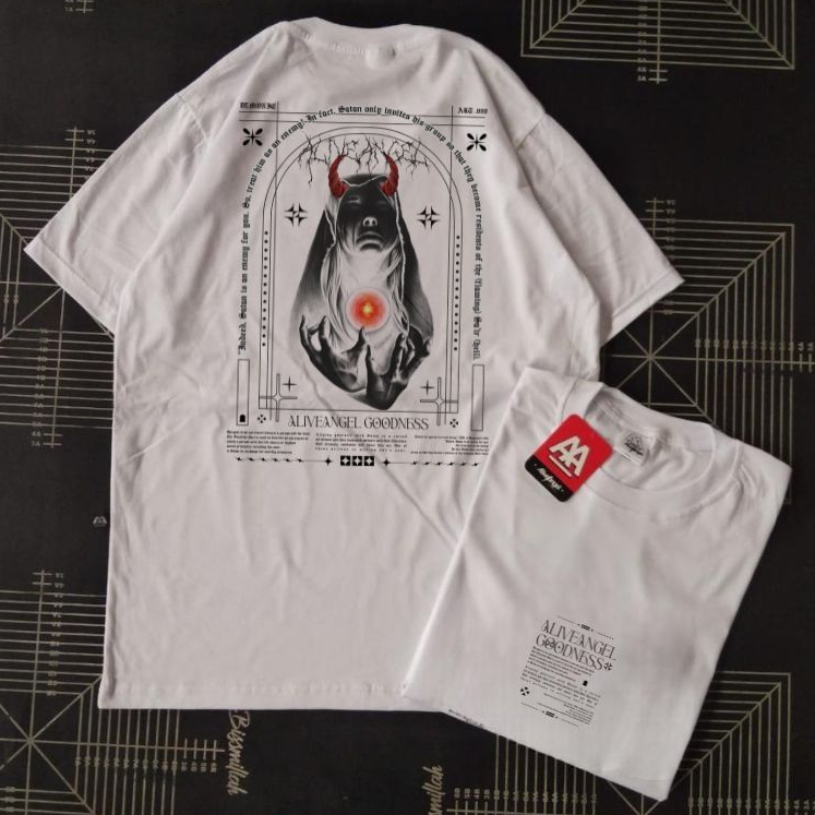 T-shirt Pluralisme Pria Dewasa Demonic Evil Darkness / Kaos Distro Putih Satanik Biarawati Devil Bap