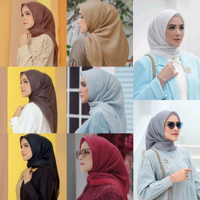 BUTTONSCARVES - Tapis Square Series