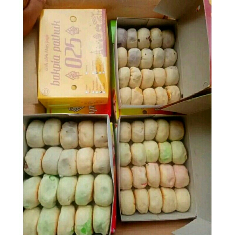 

Bakpia Pathuk Jogjakarta