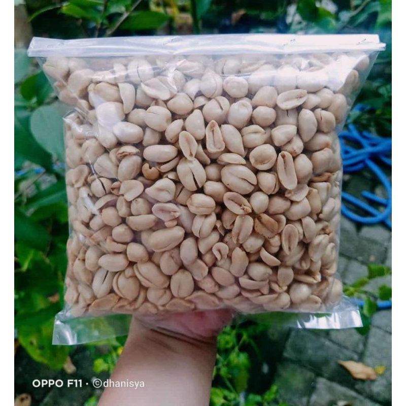 

Kacang kupas mateng 500g