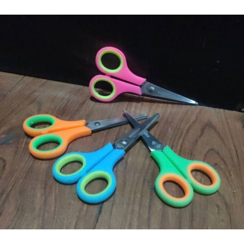 

1pcs Gunting kecil 4inch gunting murah