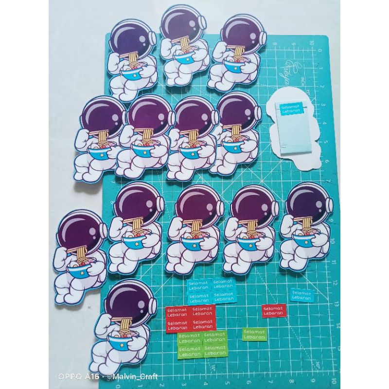 

Amplop Lebaran astronot / amplop Lebaran bentuk astronot