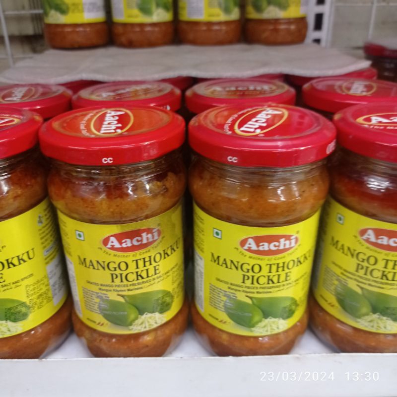 

AACHI MANGO AVAKKAI PICKLE 300 GR