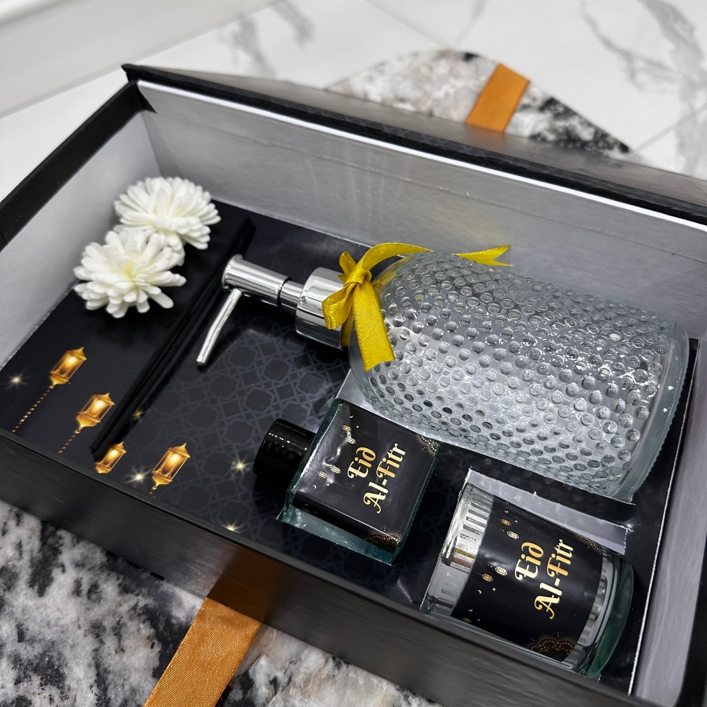 

Hampers Lebaran (Idul Fitri) Gift Diffuser, Lilin, Soap Dispenser