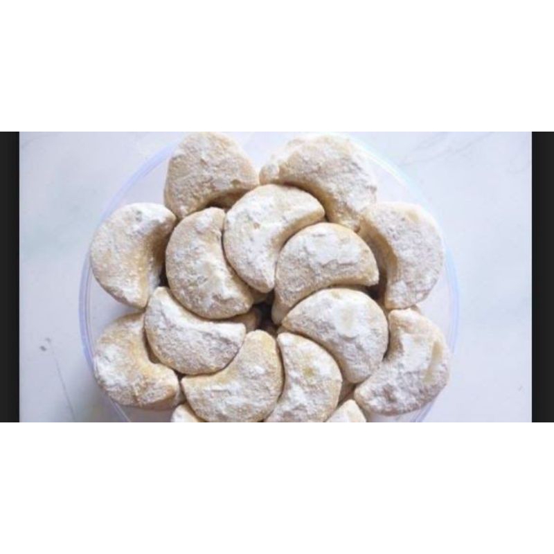 

Kue Putri Salju