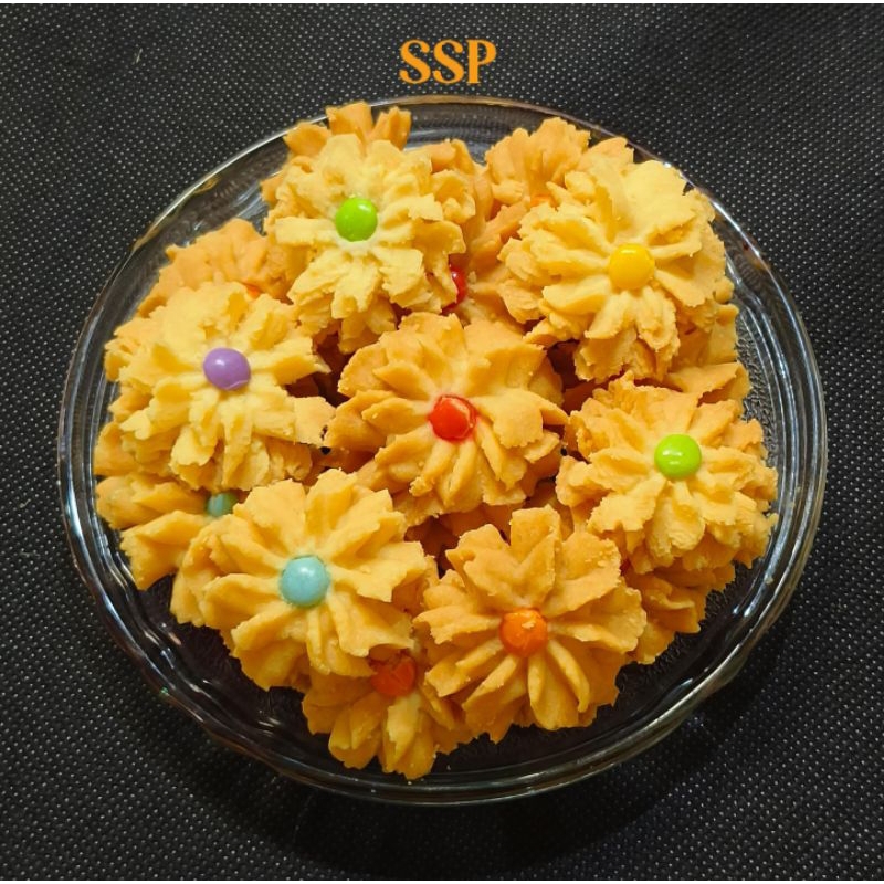 

Kue Semprit Toples 600 ml