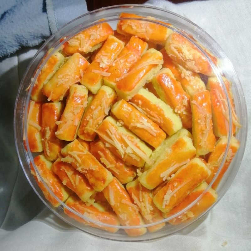 

KUE KASTENGEL/KUE LEBARAN/KUE KERING