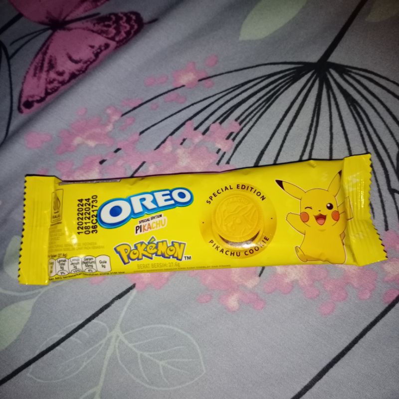 

Biskuit Oreo 27.5 gr Special edition Pokemon Pikachu Chocolate Banana