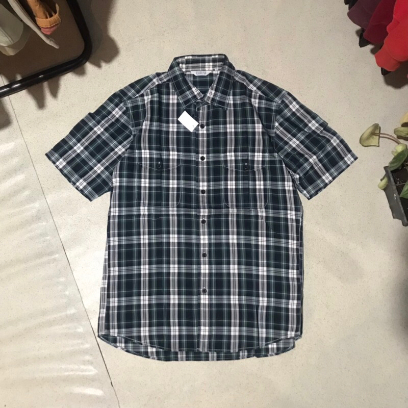 WORKSHIRT UNIQLO / SIZE L