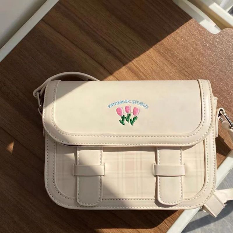 Tas Selempang Daisy Fashion Wanita