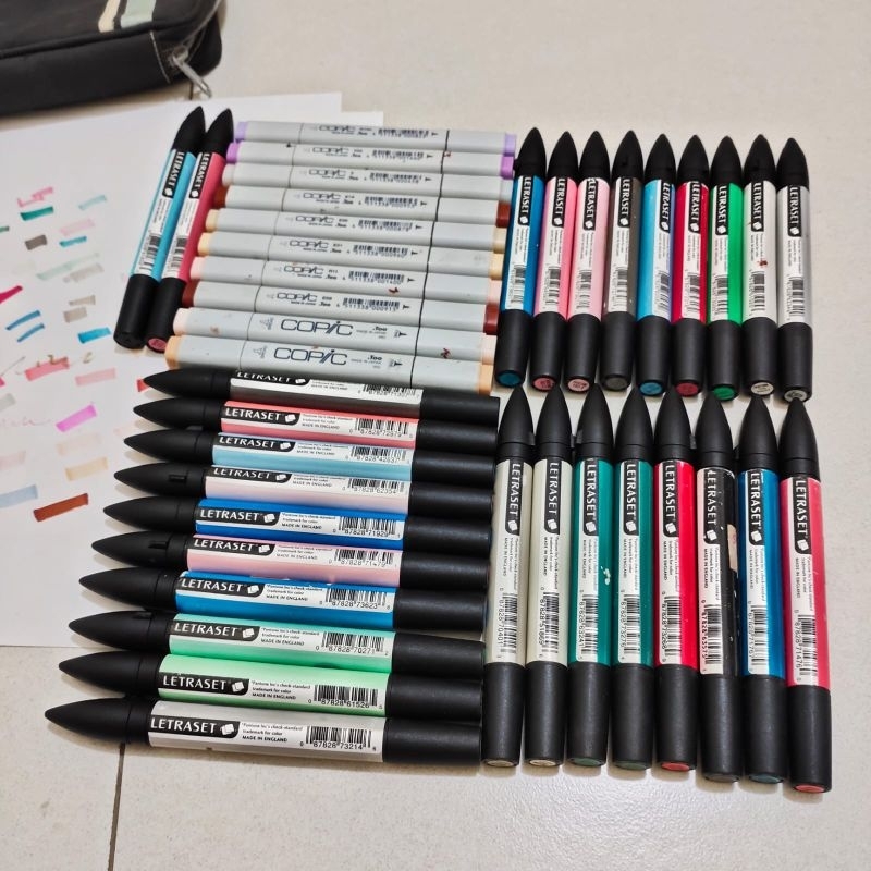 

[Preloved] 30 pcs Pantone & 10 pcs Copic Spidol Marker Original