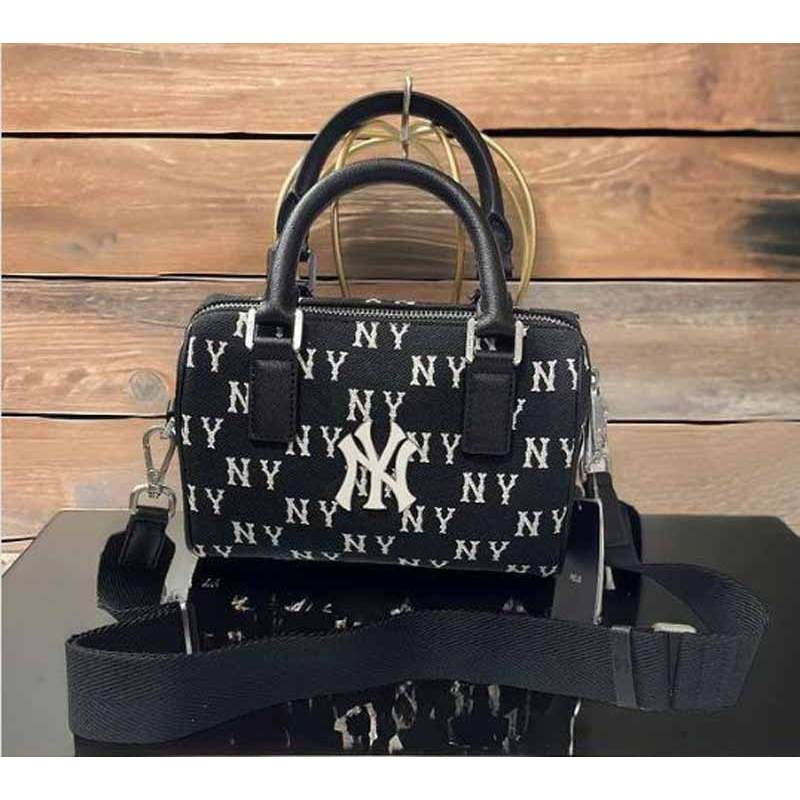 MLB Snoody Tas Selempang Wanita Branded