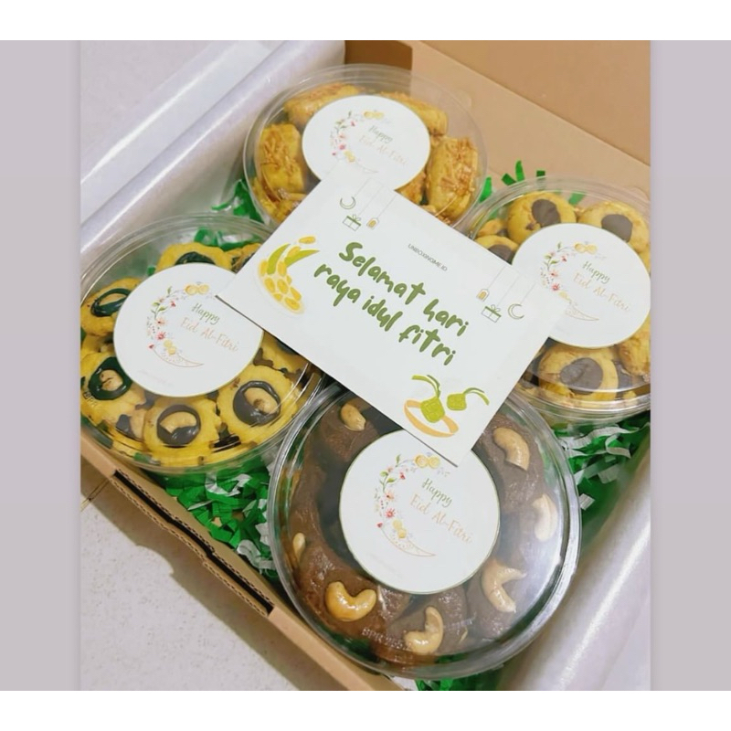 

Lebaran hampers / Gift box lebaran / Hampers Eid / Parcel lebaran