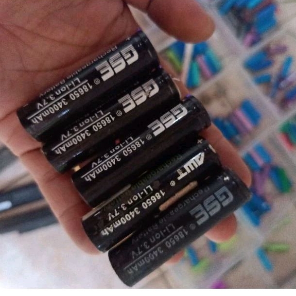 BATERAI MURAH tipe 18650 GSE & AWT BLACK kapasitas 3400mah