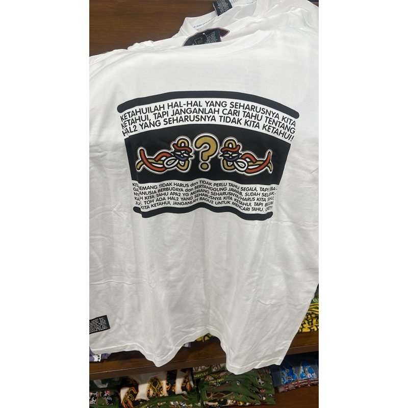 KAOS JOGER BALI warna putih KATA KATA