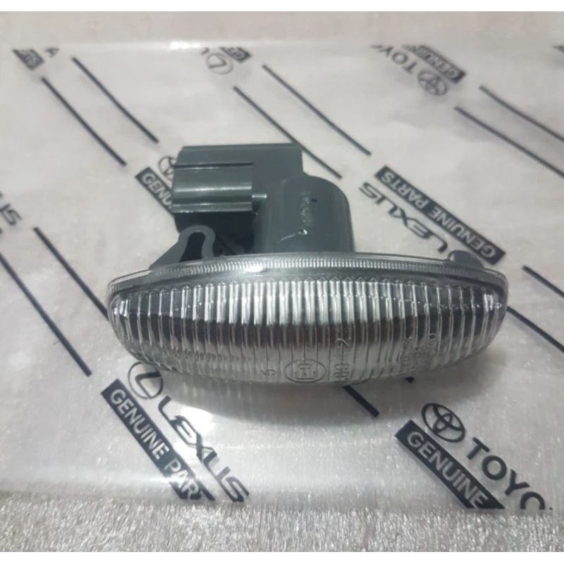 Lampu Seign Sen Vender Depan Yaris Vios 2014 Keatas