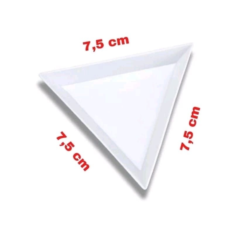 

Wadah Segitiga Untuk Tempat Manik Nail Art