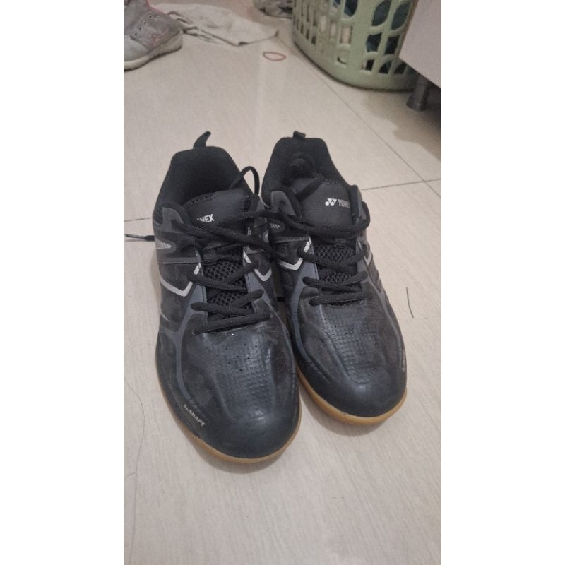 Sepatu Yonex Tokyo original