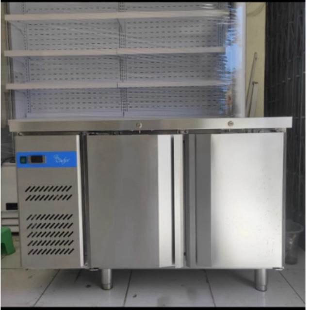 undercounter chiller bekas