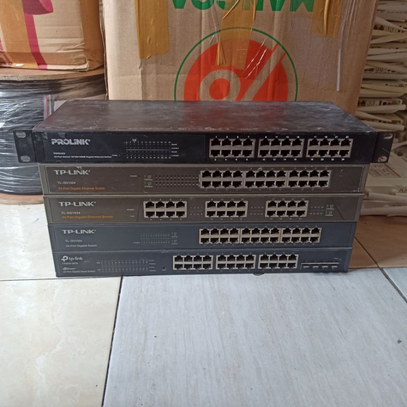 Switch Hub 24Port Gigabit