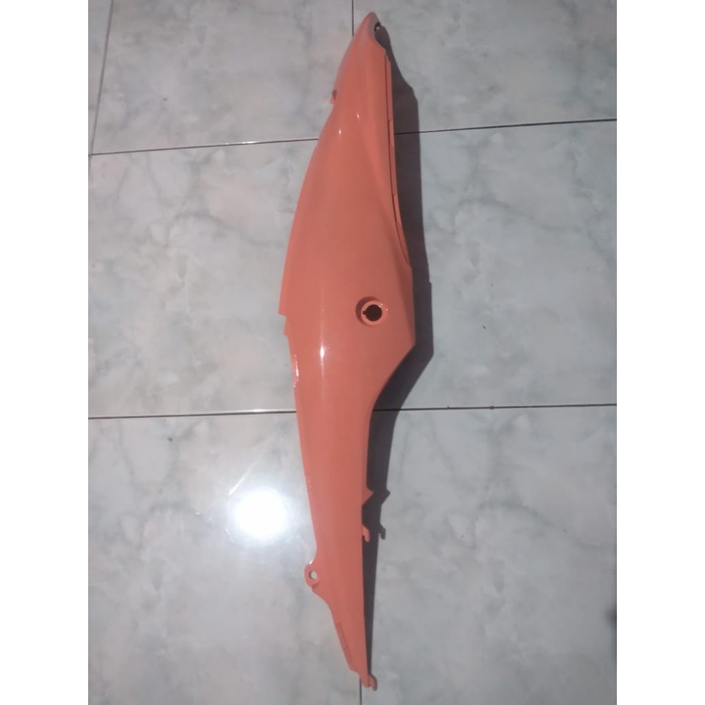 COVER BODY SPIN 125 GLITZY ORANGE OREN KIRI ORIGINAL BARU NOS
