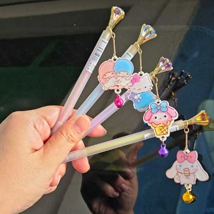 

Kakamoe - PENSIL MEKANIK MOTIF SANRIO CUTE PEN ISI ULANG PENSIL CETEK TERBARU PENSIL KARAKTER LUCU