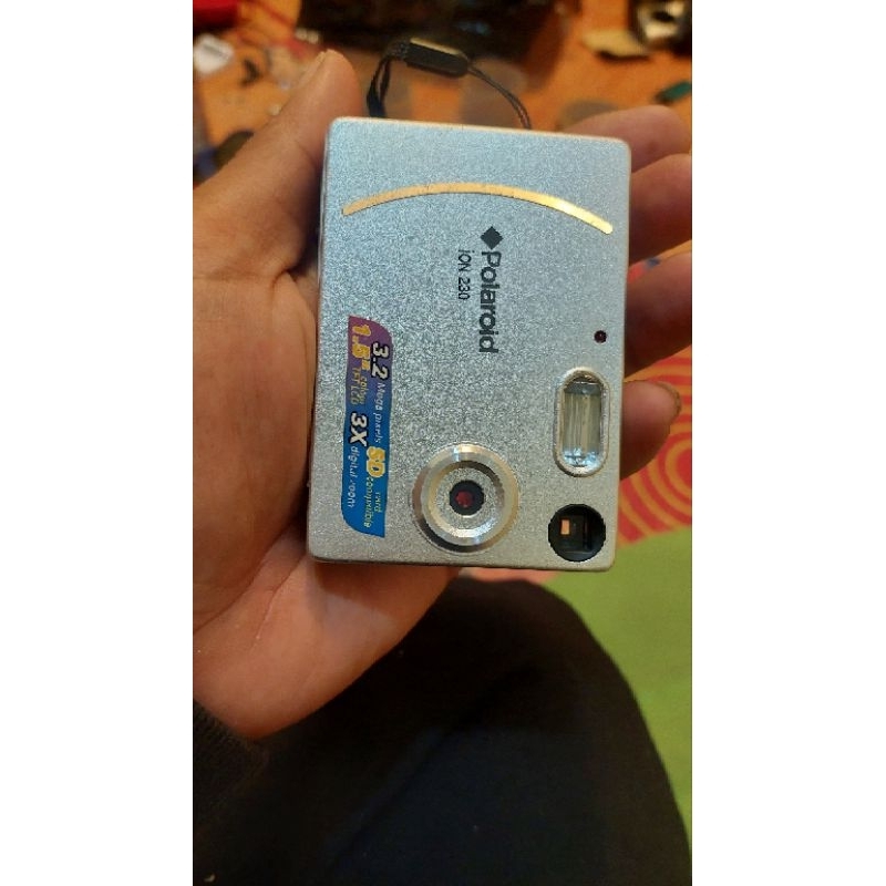 kamera digital polaroid ion 230