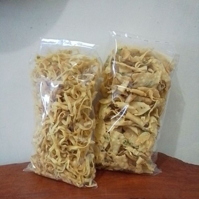 

kue bawang ⑅ sistik renyah gurih asin | 500gram