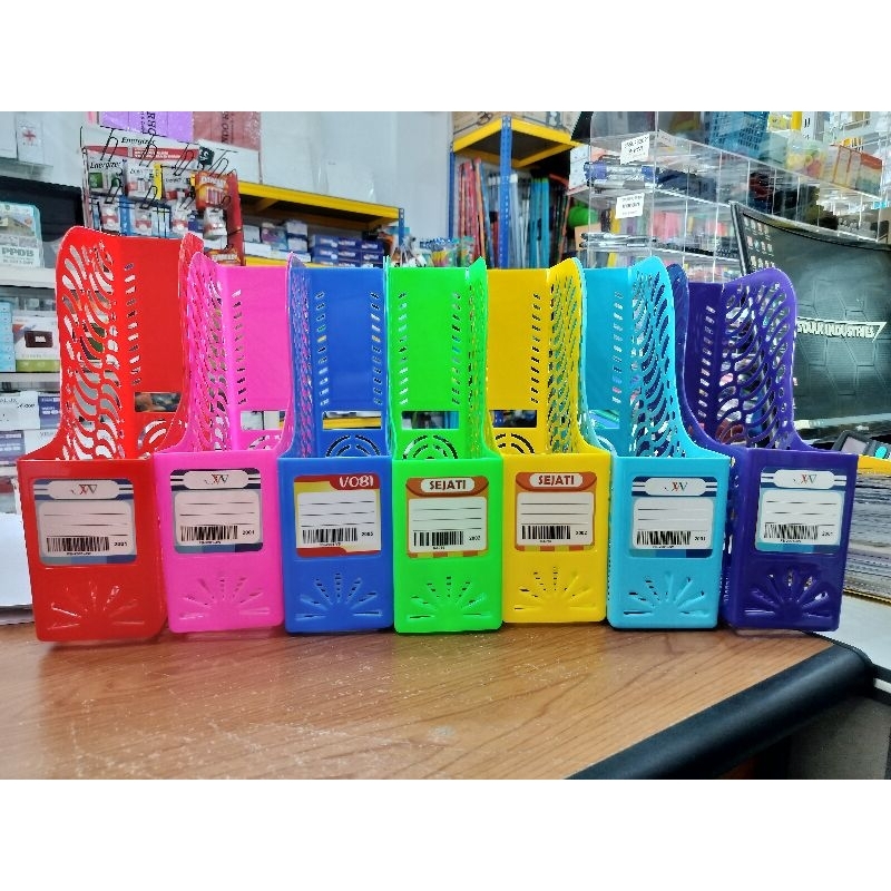 

Box file plastik warna warni