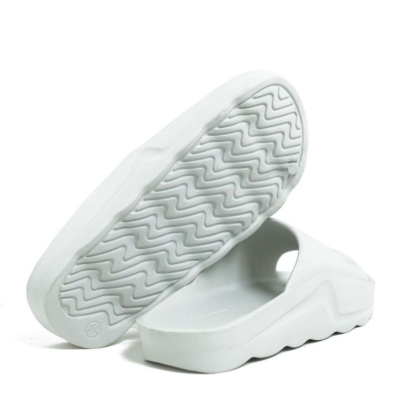 Sendal Patrobas Ease ( Ivory)