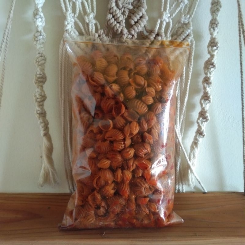 

COD Makaroni Kerang Balado 500grm Snack / makanan ringan jajanan / oleh oleh / cemilan /murah