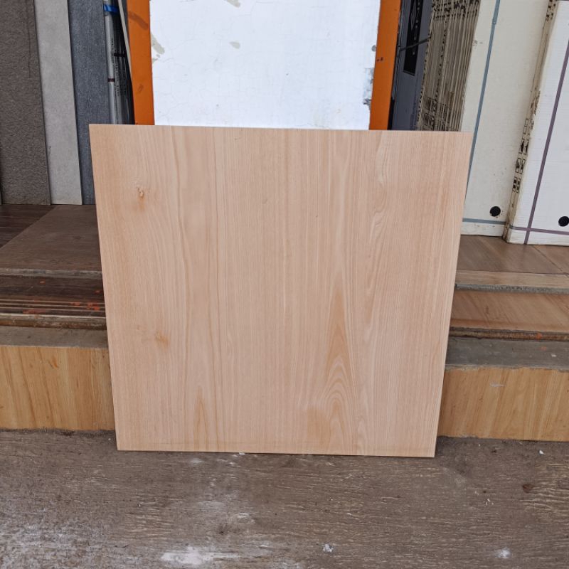 Granit lantai 60x60 motip kayu lignum/Atena