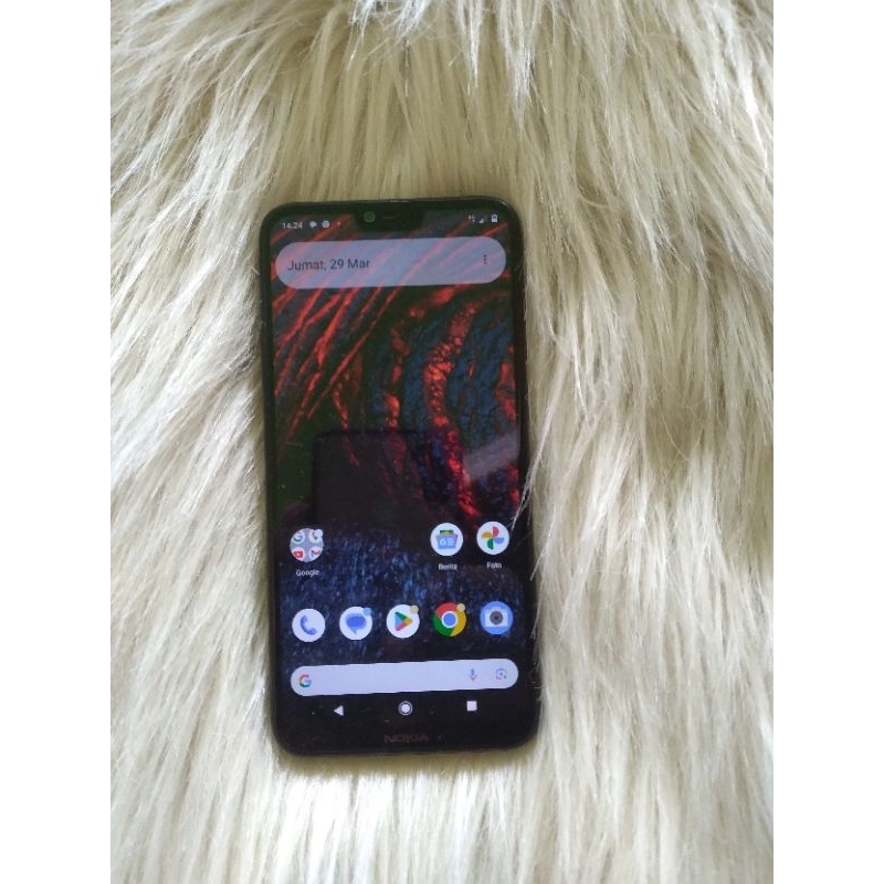 Nokia 6.1 plus minus