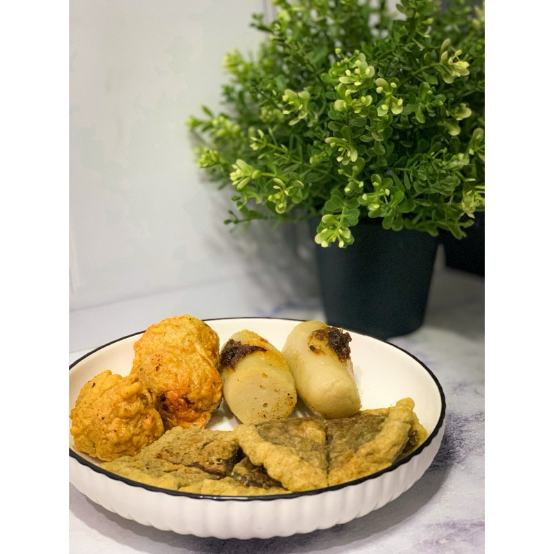 

Pembek Galaksi Pempek Belah 10pcs ebi pedas Rp. 40.000 / Pempek Asli Palembang
