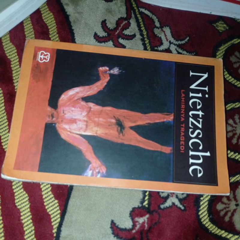 NIETZSCHE - LAHIRNYA TRAGEDI 