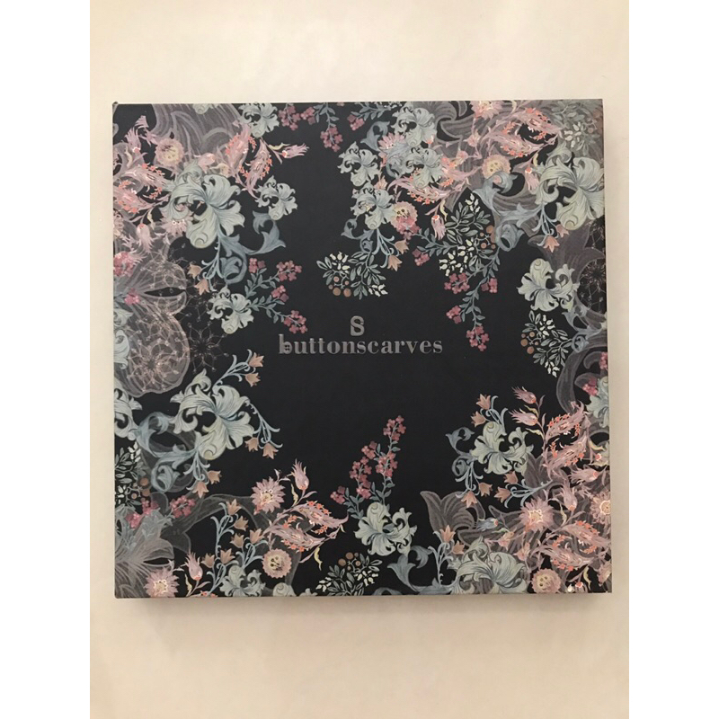 [PRELOVED BOX MURAH] BUTTONSCARVES TOPKAPI BLACK