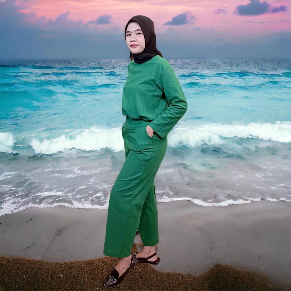One Set Crop Top Lengan Panjang Dan Celana Panjang