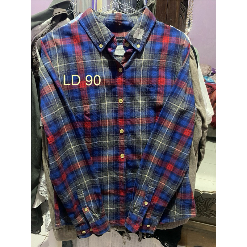 bang-bang jins kemeja cewek