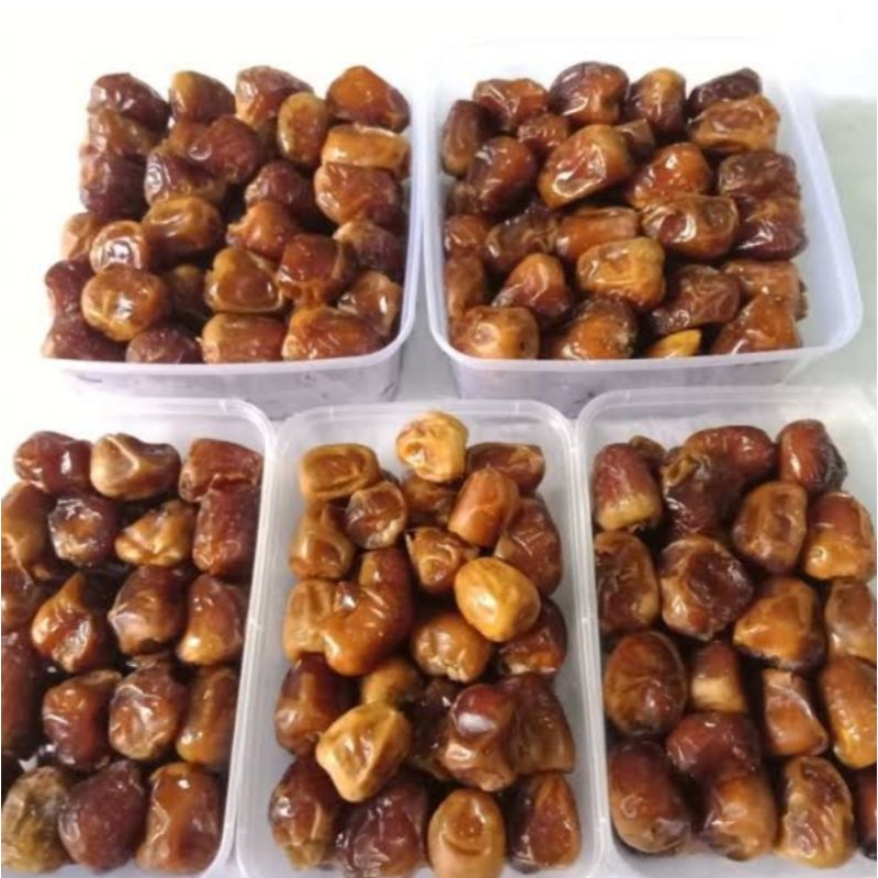

kurma ajwa manis arab